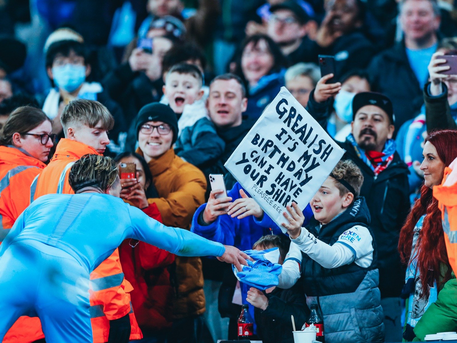 众多关注 众多关注